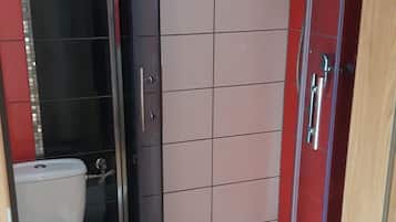 Standard Bungalow, 1 Bedroom, Garden Area | Bathroom | Shower, towels