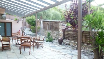 Apartment, 2 Bedrooms | Terrace/patio