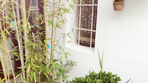 Villa, 2 Bedrooms, Garden View | Room amenity - La Volta (Pulsano)