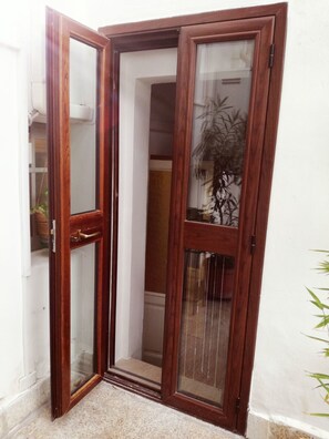 Villa, 2 habitaciones, vista al jardín | Servicios de la habitación