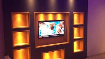 LCD TV