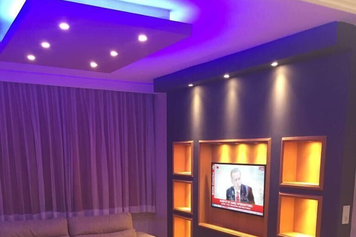 Een lcd-televisie