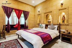 1 bedroom, Egyptian cotton sheets, soundproofing, free WiFi