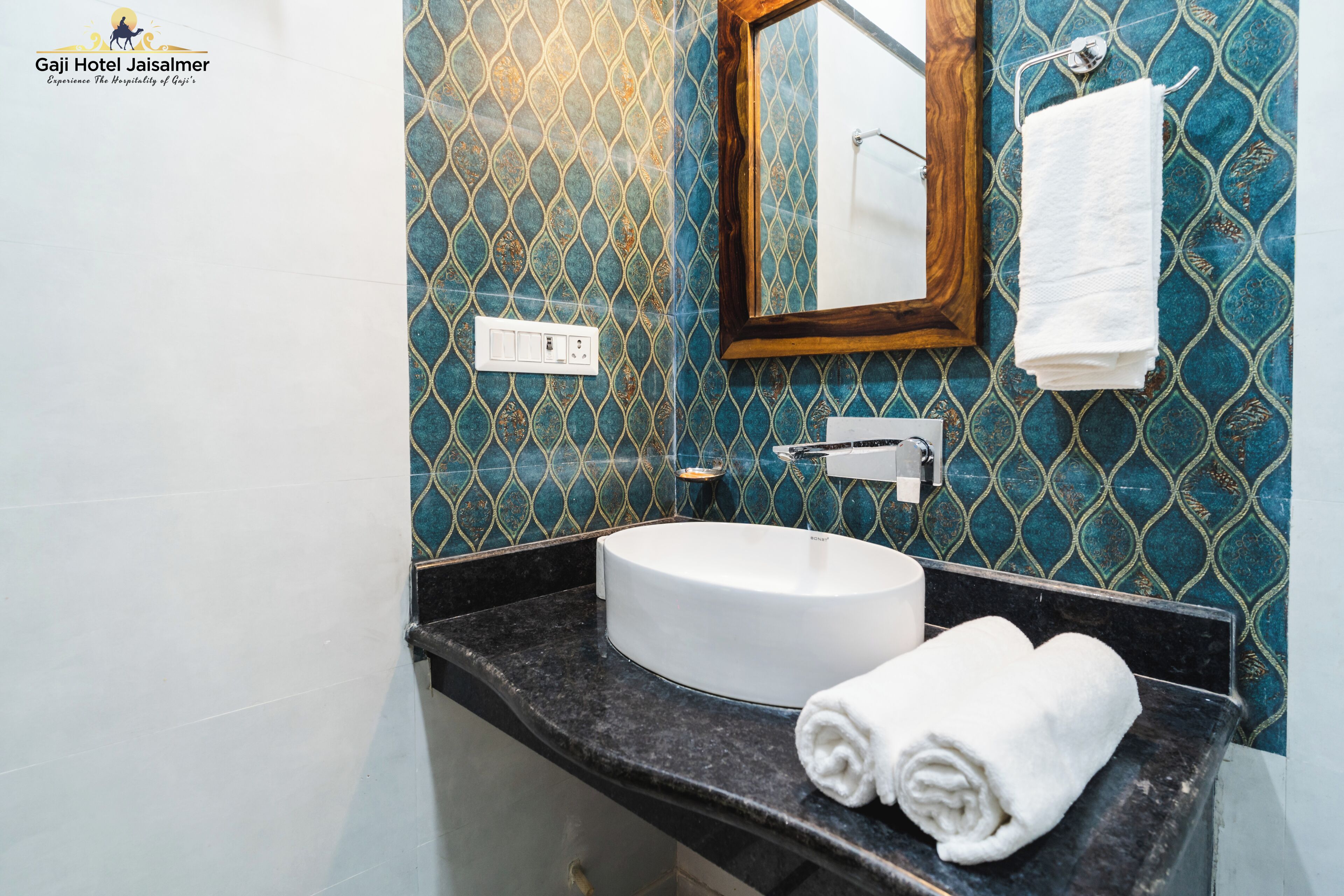superior room | bathroom | shower, rainfall showerhead, free toiletries, hair dryer