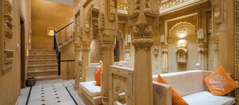 Gaji Hotel