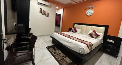 Hotel Aaradhya Residency