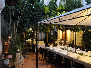 Café da manhã, almoço e jantar
