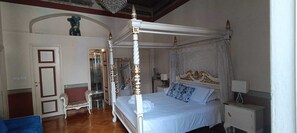 Deluxe Suite, City View | Premium bedding, down comforters, memory foam beds, soundproofing - Nerva Accommodation Cavour (Rome)