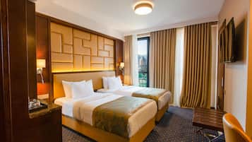 Panoramic Twin Room, 2 Single Beds, City View (Building B) | Minibar, in-room safe, desk, laptop workspace
