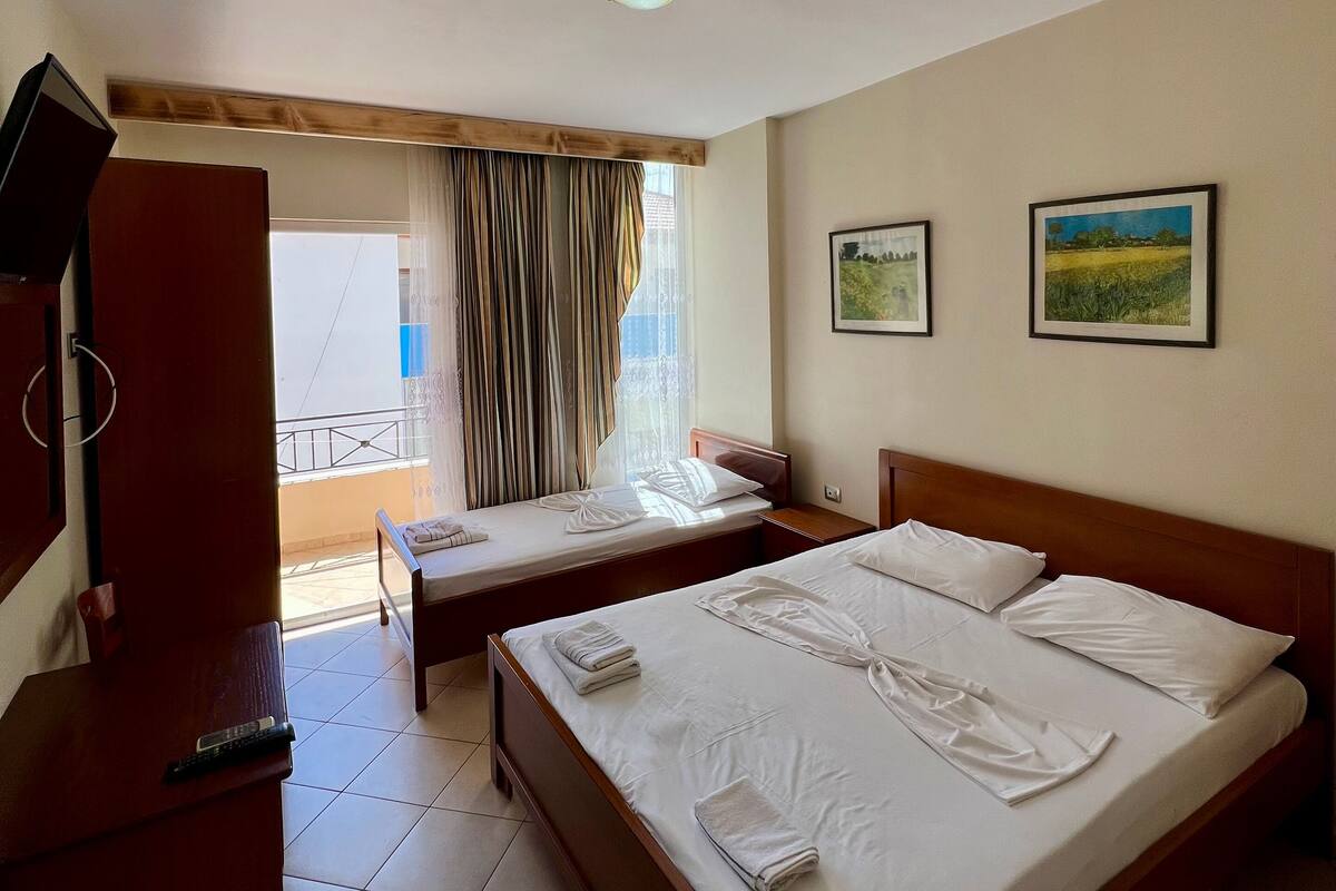 Comfort-Dreibettzimmer, 1 Schlafzimmer, Nichtraucher, Stadtblick