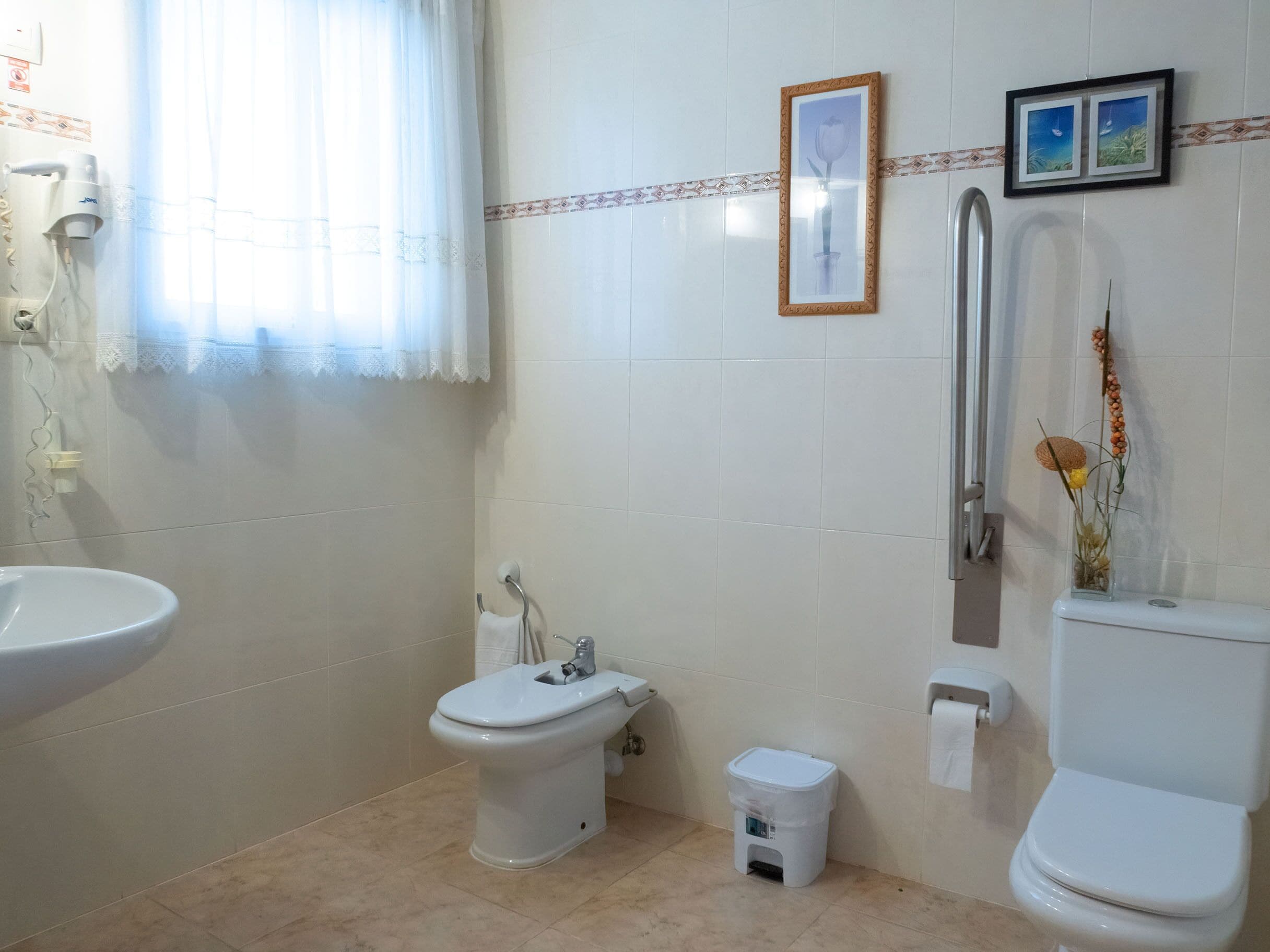 Photo - Agusti Hostal