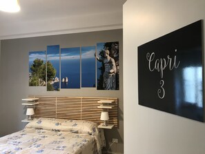 Double Room, City View | Desk, rollaway beds, free WiFi, bed sheets - B&B Salerno Center (Salerno)