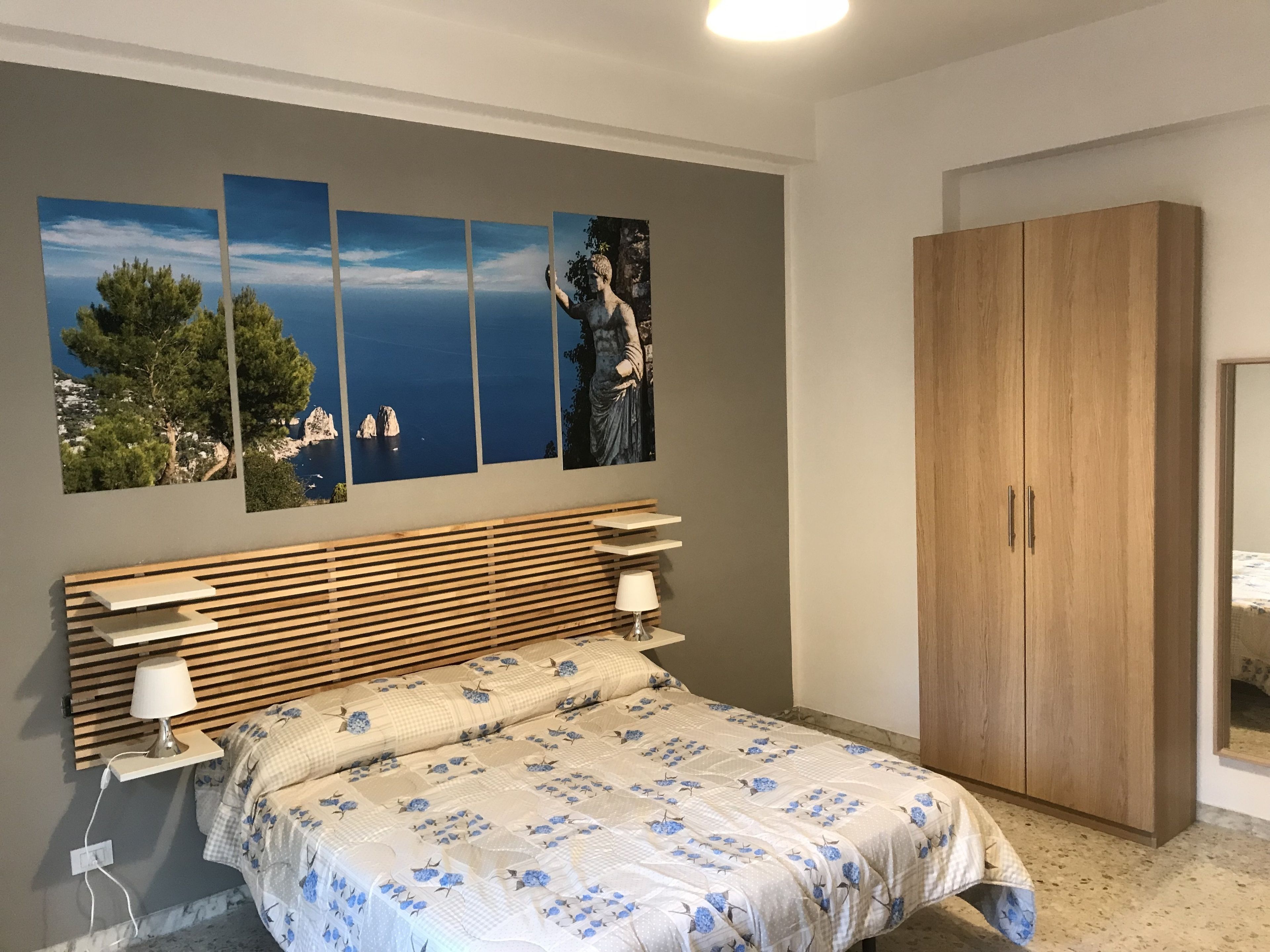 Doppelzimmer, Stadtblick | Schreibtisch, Zustellbetten, kostenloses WLAN, Bettwäsche