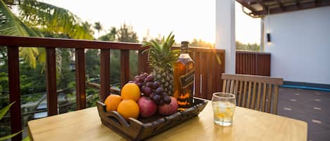 Petit déjeuner préparé sur commande (12 USD par personne)
