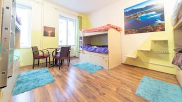 Shared Dormitory, 1 Single Bed (6-Bed) | Iron/ironing board, free WiFi
