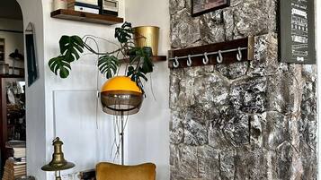 Colazione a pagamento, servita tutte le mattine