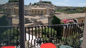 Tripla Comfort, non fumatori, vista città | Vista dalla camera