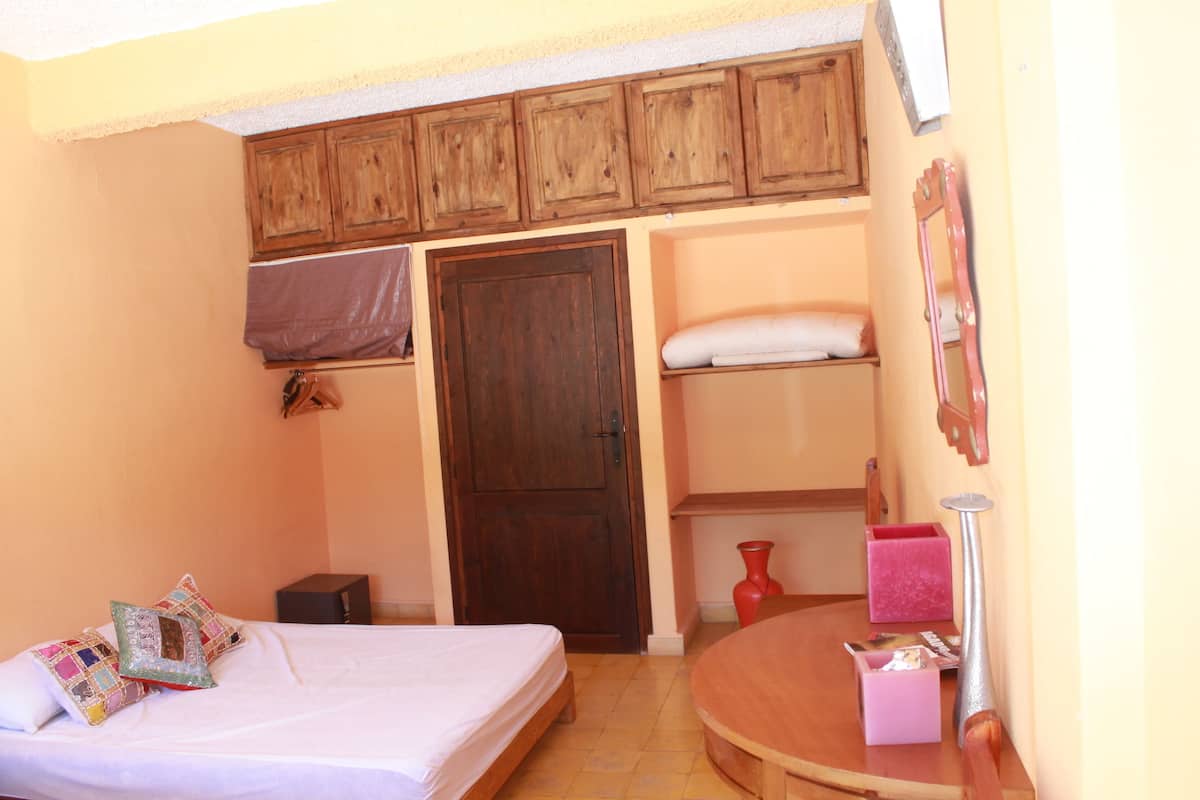 1 bedroom, in-room safe, desk, iron/ironing board (on request)