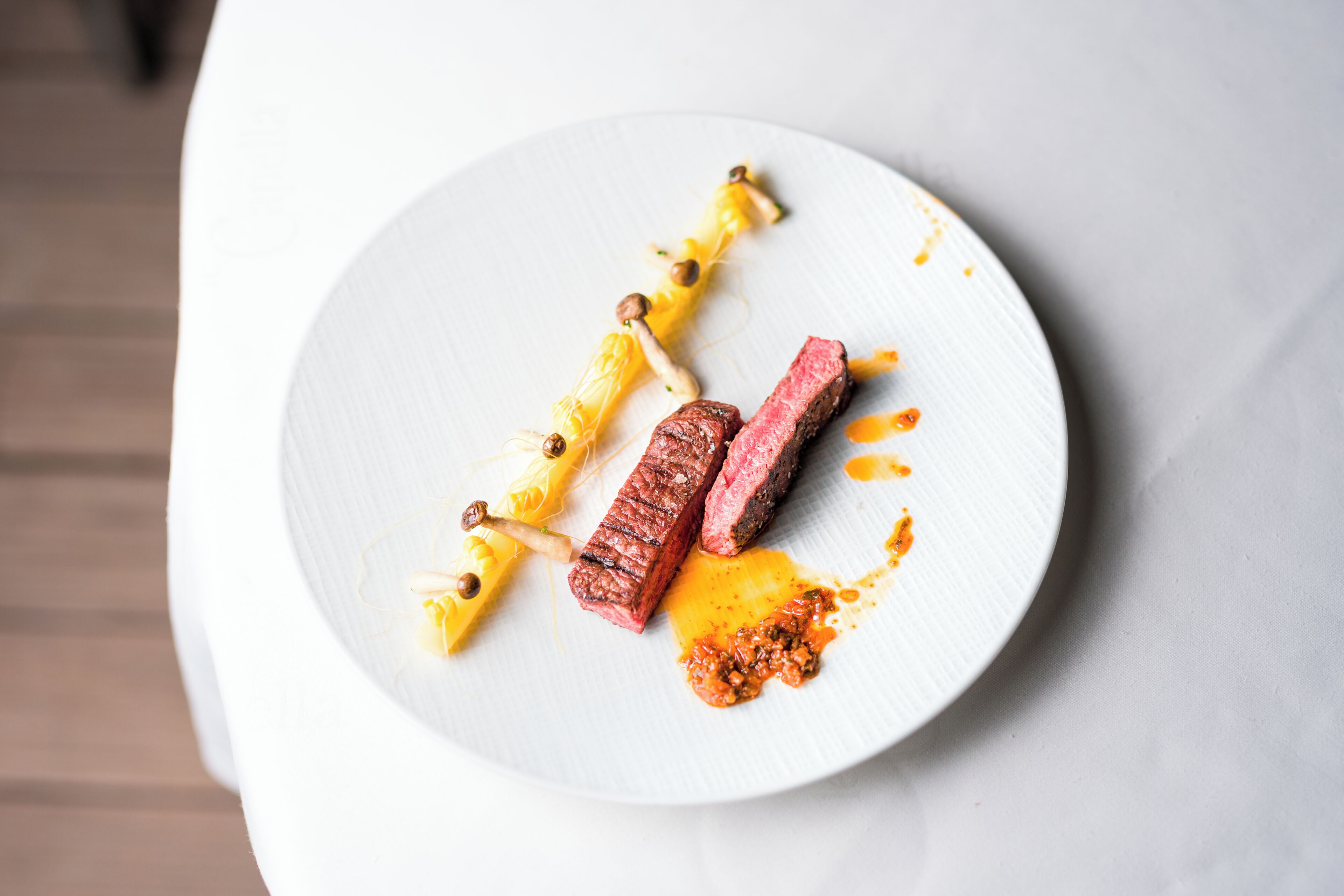 2 restaurants, lunch, dinner served; french cuisine