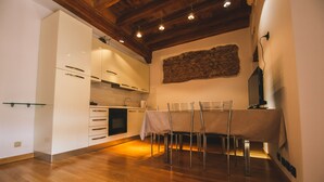 Apartment, 1 Bedroom (Puccini) | Private kitchen - Residenza al Castello (Verona)