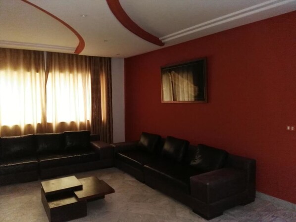 Appartement, 2 chambres | Aire de séjour