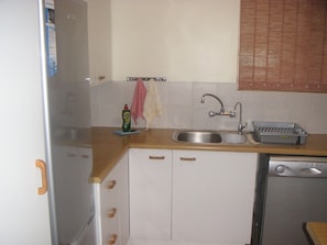 xxxTwin Room | Private kitchen
