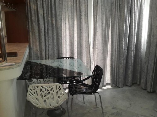 Errouki Appartements