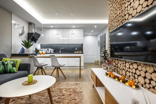 New Wave Apartment Tropical