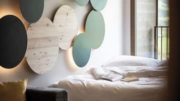 Free WiFi, wheelchair access