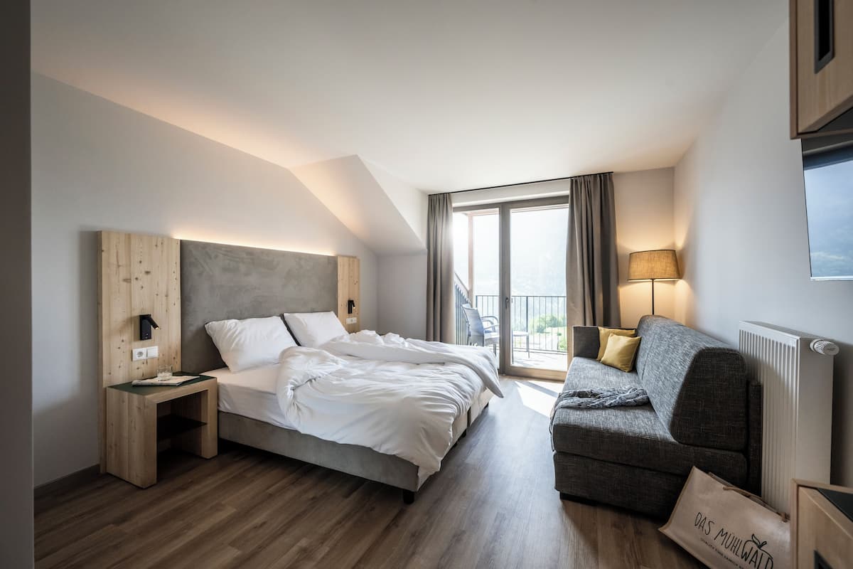 Wifi gratis y acceso para silla de ruedas