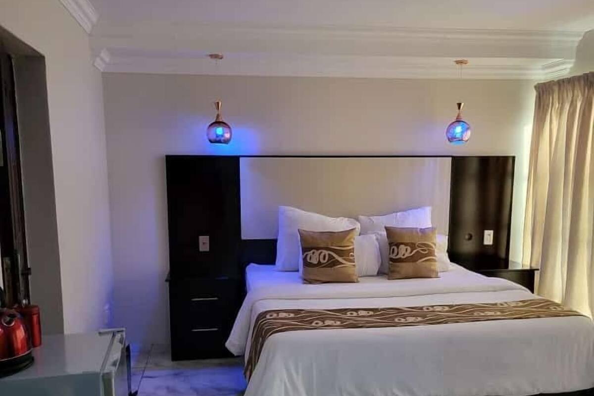 Desk, iron/ironing board, free WiFi, bed sheets