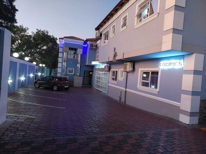 苏黎世花园旅馆