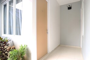 Interior entrance - MK House Tendean (Jakarta)