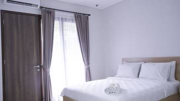 华丽客房 | 办公桌、笔记本电脑工作区、免费 WiFi、床单