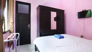 Standard Room | Desk, free WiFi