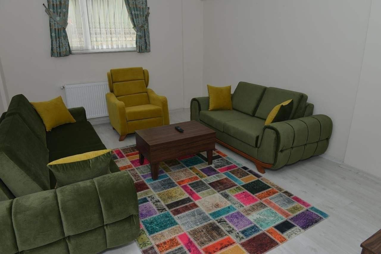 132-cm lcd tv with satellite channels, tv