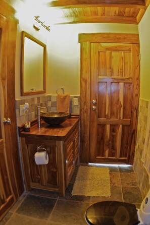 Maison Familiale, plusieurs lits, non-fumeur | Salle de bain