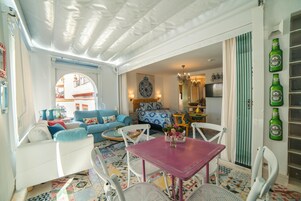 Romantic Room, City View | In-room safe, individually decorated, individually furnished, desk