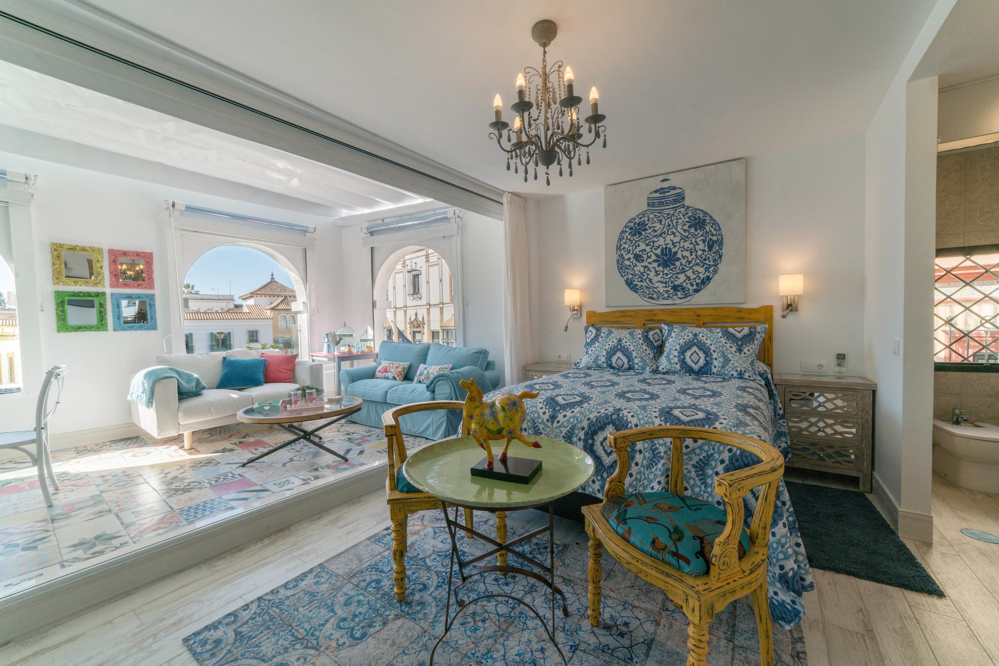 Romantic Room, City View | In-room safe, individually decorated, individually furnished, desk