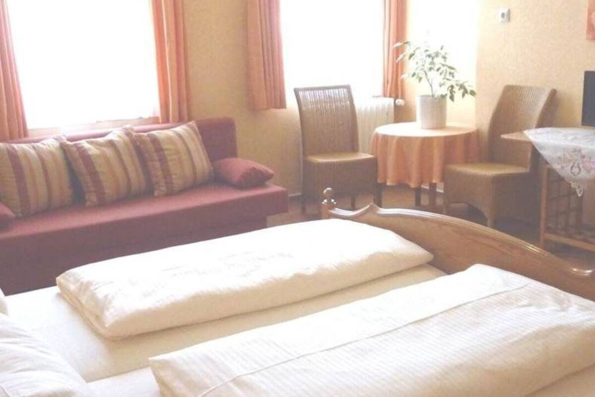 Wifi gratis y ropa de cama