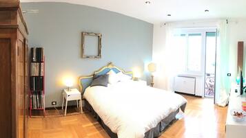 Rideaux occultants, Wi-Fi gratuit, draps fournis