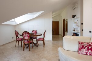 Televisión de pantalla plana de 24 pulgadas con canales digitales