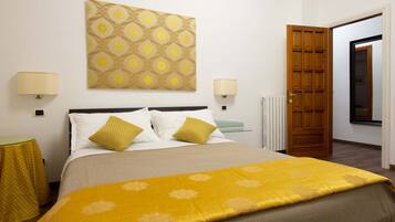 Apartment, 2 Bedrooms, Non Smoking | In-room safe, free WiFi