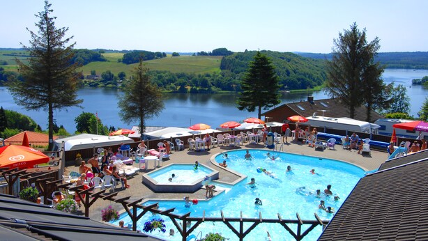 Seasonal outdoor pool - Terrassen Camping & Cottages (Silkeborg)