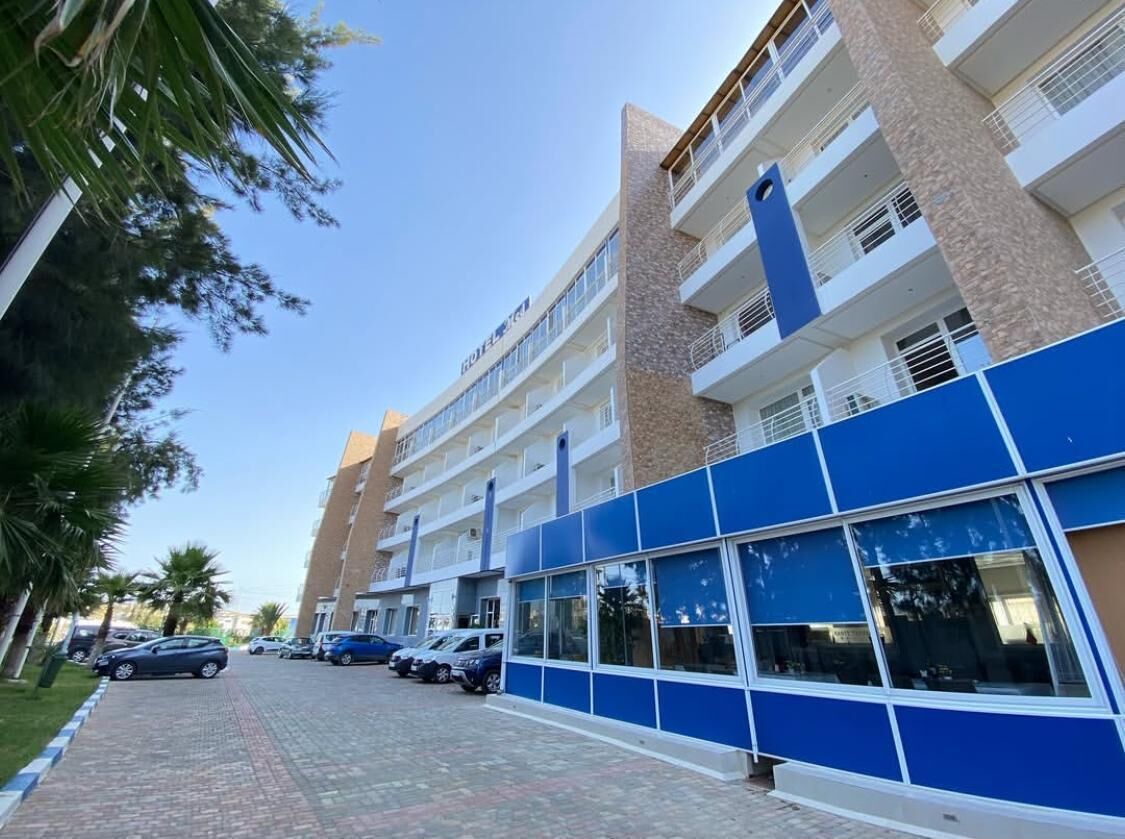 Fachada de la propiedad