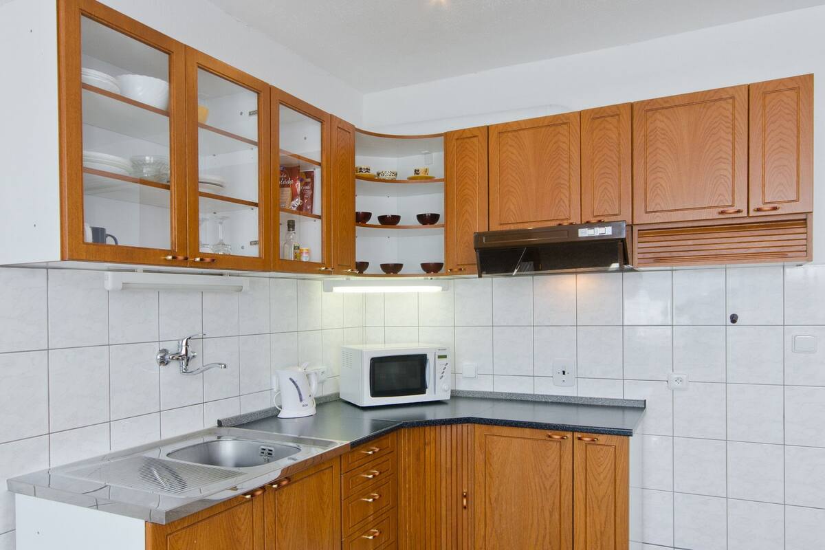 standard apartment | private kitchen | fridge