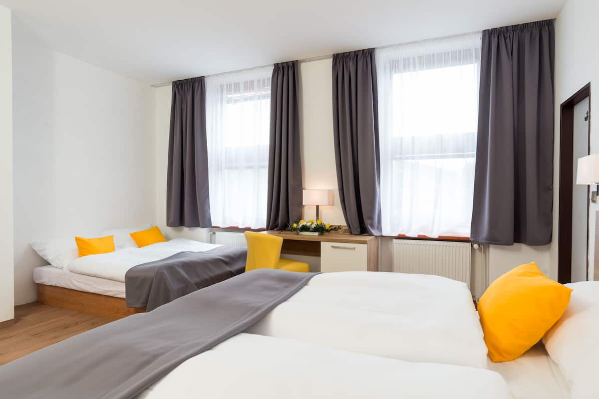 superior quadruple room, 1 bedroom | 1 bedroom, blackout curtains, soundproofing, iron/ironing board