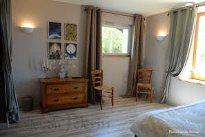 ห้องคอมฟอร์ทดับเบิล (Le Petit Marchand de Sable) | เครื่องนอนระดับพรีเมียม, เตียงเมมโมรีโฟม, ห้องพักตกแต่งอย่างมีเอกลักษณ์