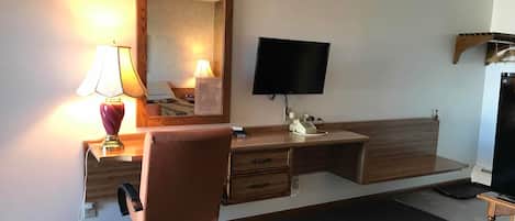 Cunas, camas plegables/adicionales, wifi gratis y ropa de cama