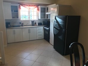 Apartment, 2 Bedrooms | Private kitchen - Rowans Park - Luxury Apartment (Rowans)